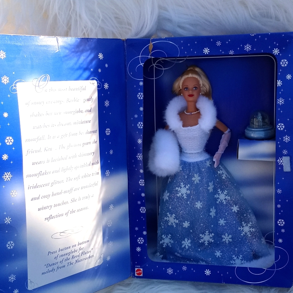 SNOW SENSATION BARBIE 1998 WITH ORIGINAL BOX